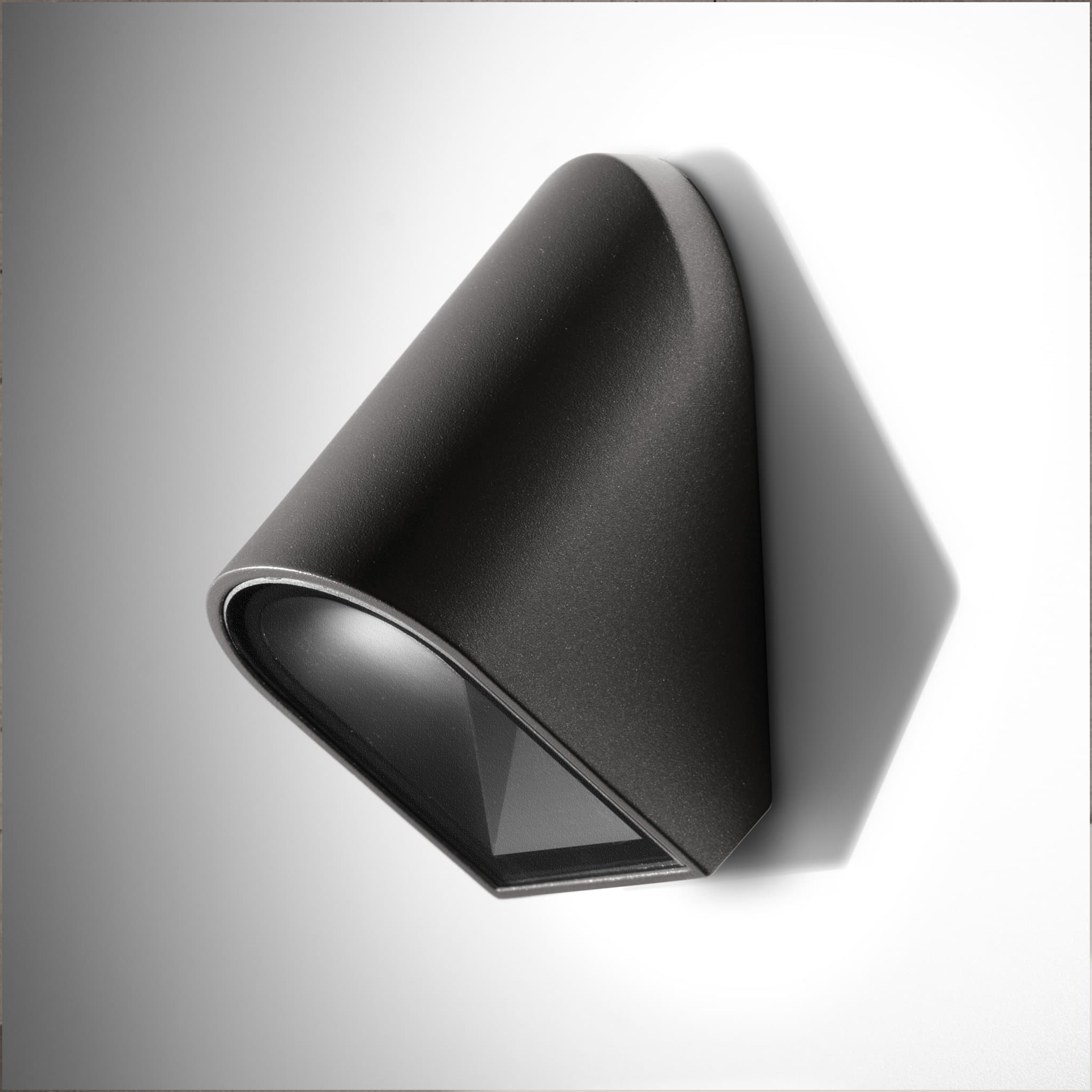PETIT