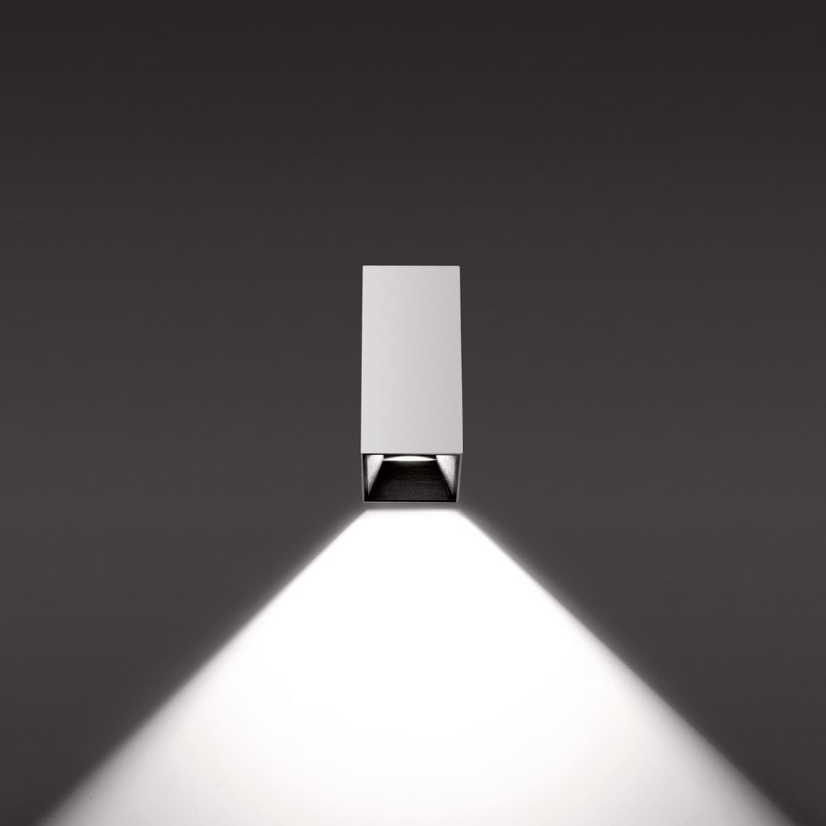 APPLY - Rectangular, single emission 120°