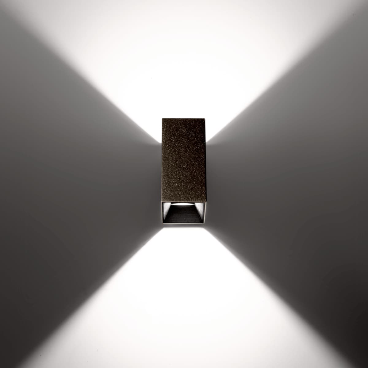 APPLY - Rectangular, double emission 2x120°